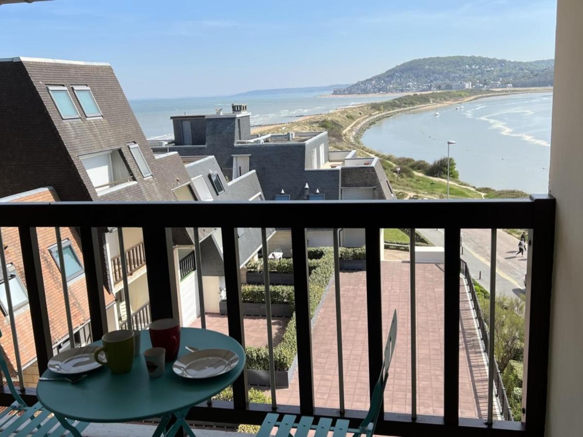 Appartement 2 Pieces Cabourg Avec Balcon, Ascenseur Et Vue Mer - Fr-1-487-335 Kültér fotó